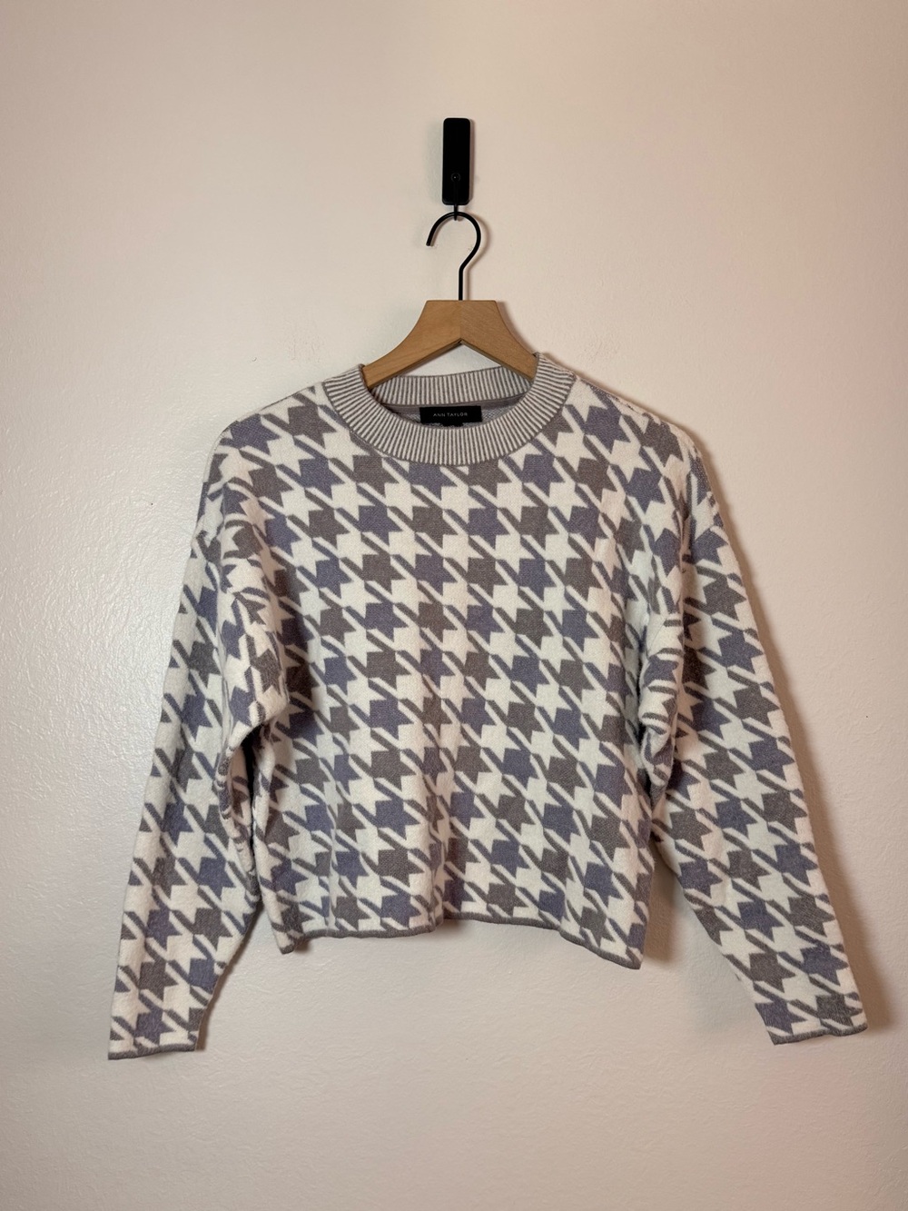 Ann Taylor Super Soft Herringbone‎ Sweater